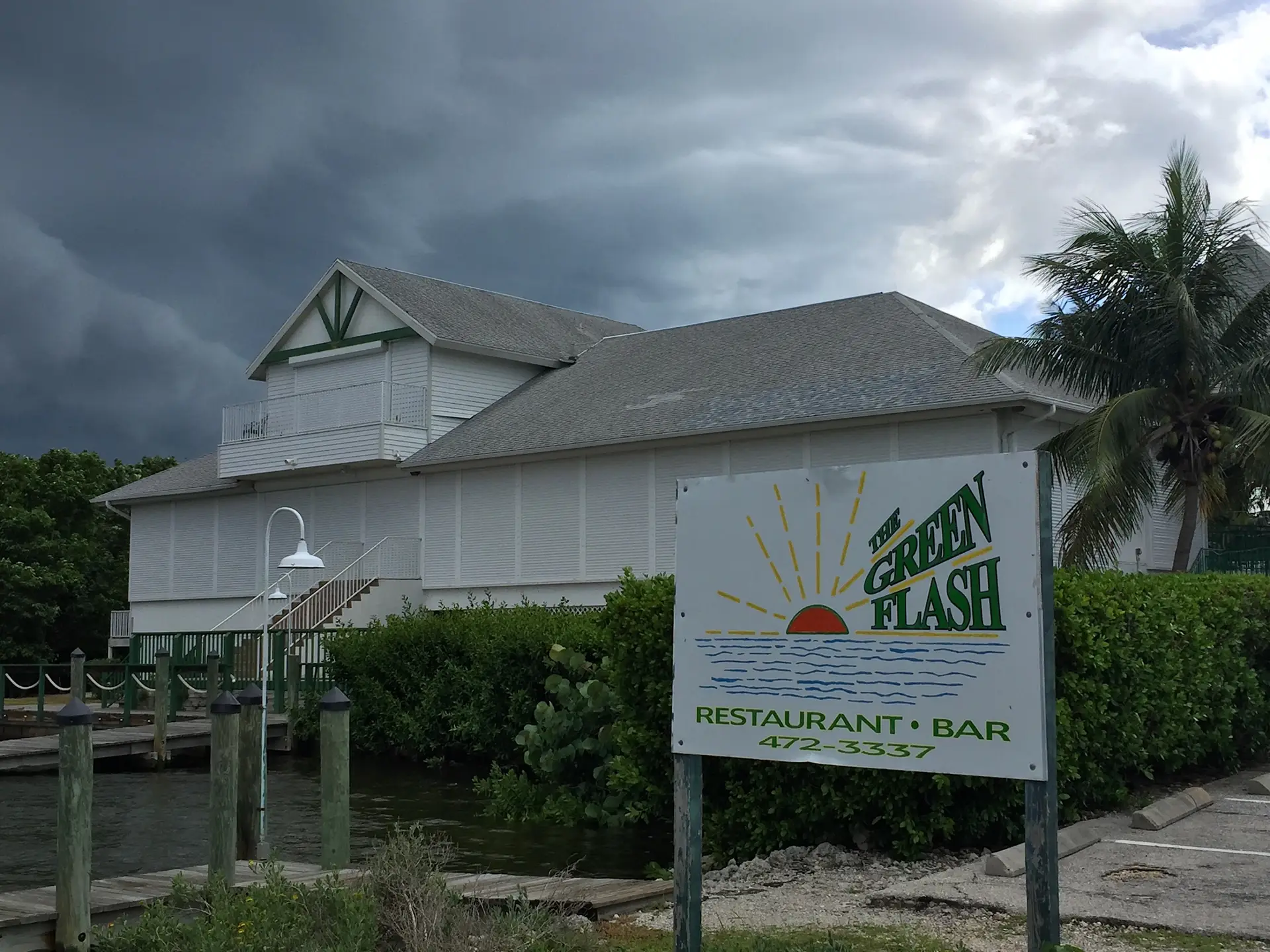 Green Flash, All Quiet, Wind Picking Up, Hurricane Irma, Sanibel Fishing & Captiva Fishing Reports, 8:00 AM/E Sunday, September 10, 2017.